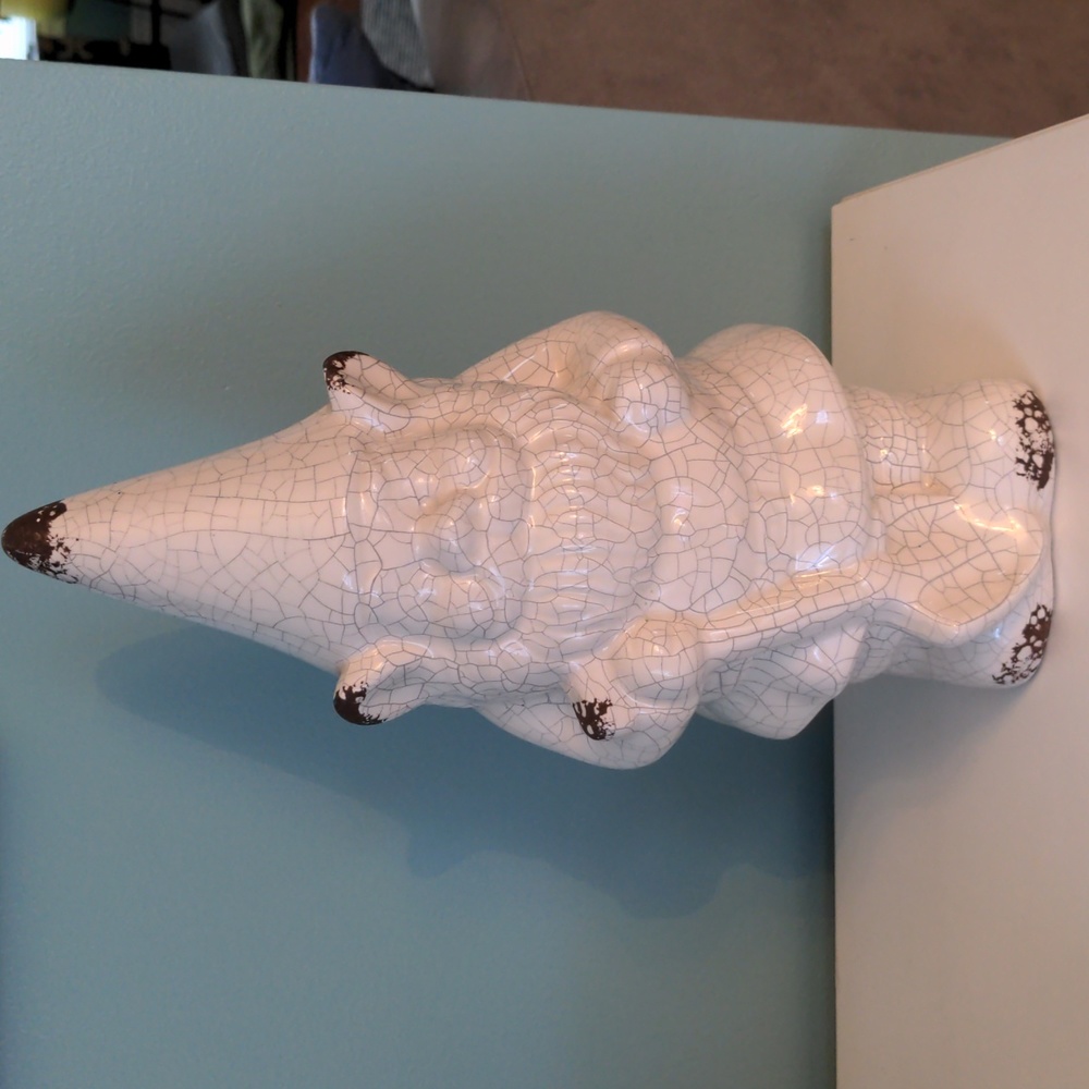 White Crackled Garden Gnome - Picture 1 of 5